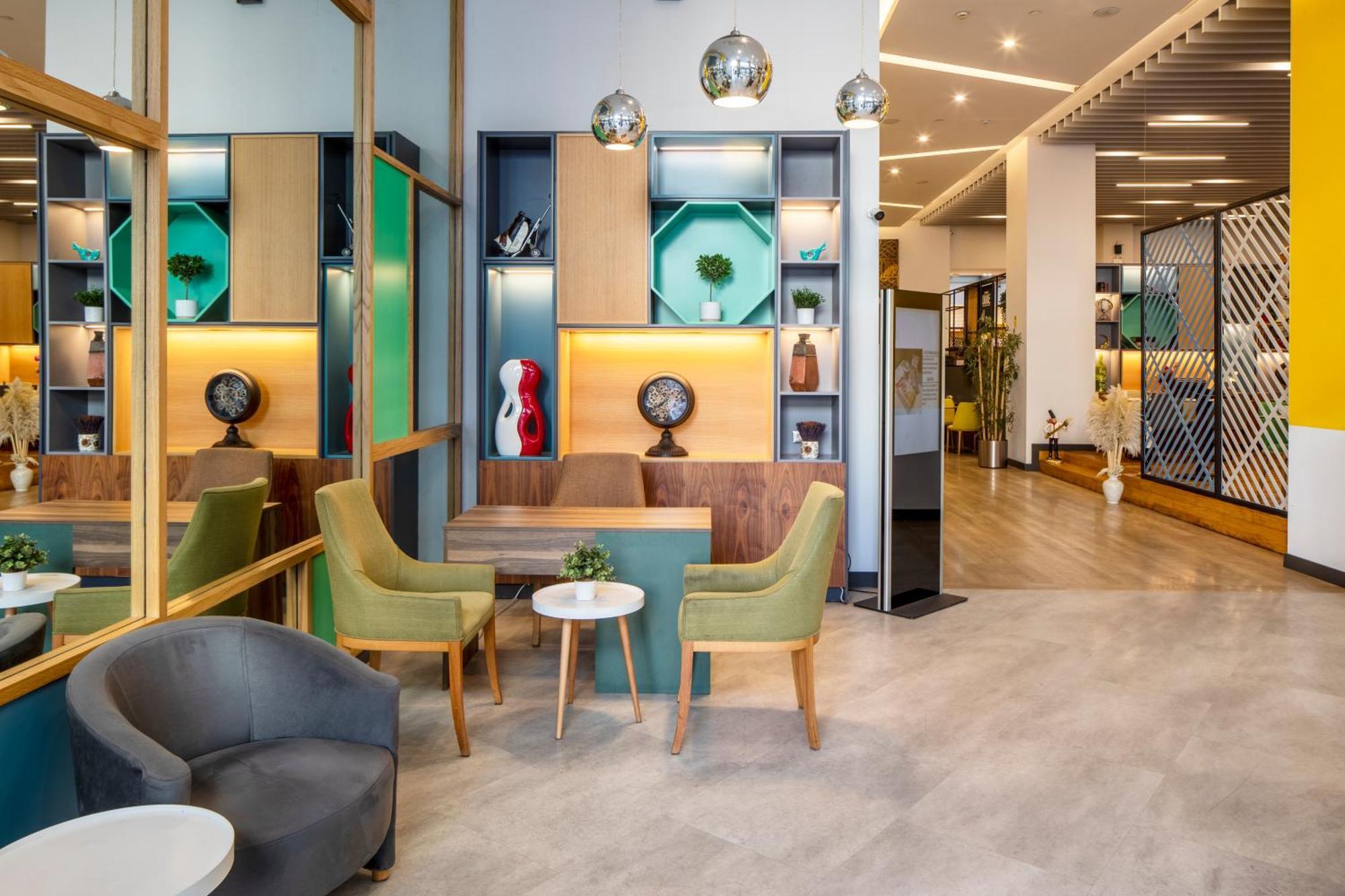 Holiday Inn Sisli, an IHG Hotel Istanbul Bagian luar foto